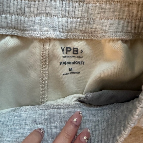 Abercrombie YPB neoKNIT Light Heather Gray Crewneck Sweatshirt & Sweatpants - Picture 5 of 5